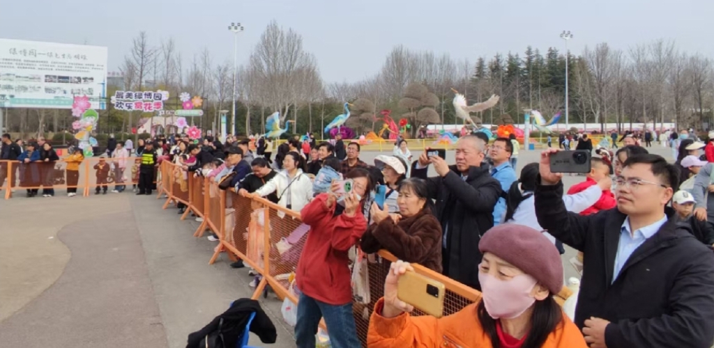 ֣���̲�԰�����������ʫ���ա�֣��ר��